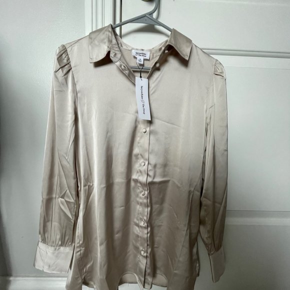 lucyswhims' 'the drop' satin button down (long sleeve) - Picture 1 of 4